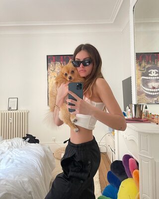 Bild markiert mit: Skinny, Brunette, Thylane Blondeau, Celebrity - Star, Cute, French, Safe for work, Selfie