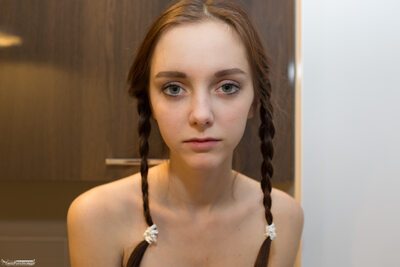 Bild markiert mit: Skinny, Lapa, Redhead, Teen Porn Storage, Watch Me, Braid, Cute, Eyes, Face, Russian, Sexy Wallpaper