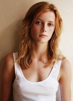 Bild markiert mit: Skinny, Redhead, What is her name, Cute
